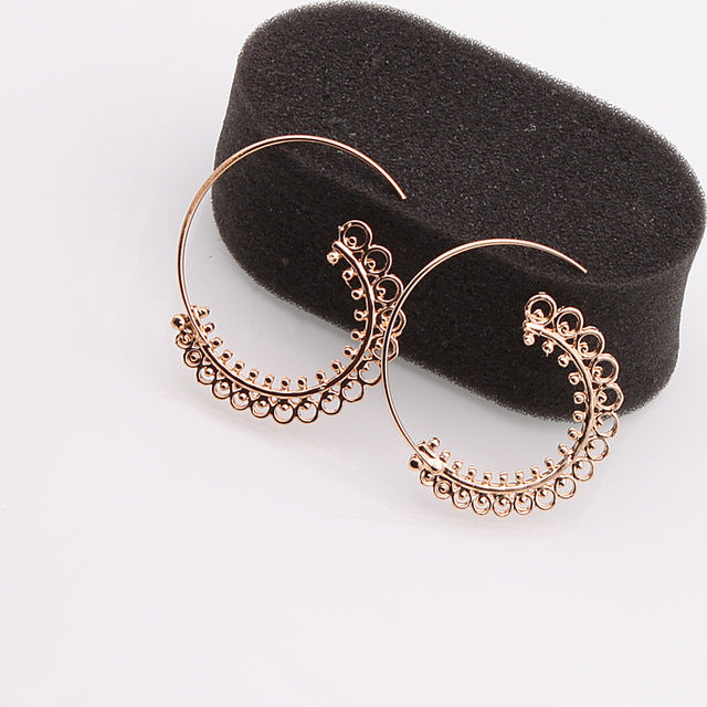 Round Vintage Simple Golden Earrings